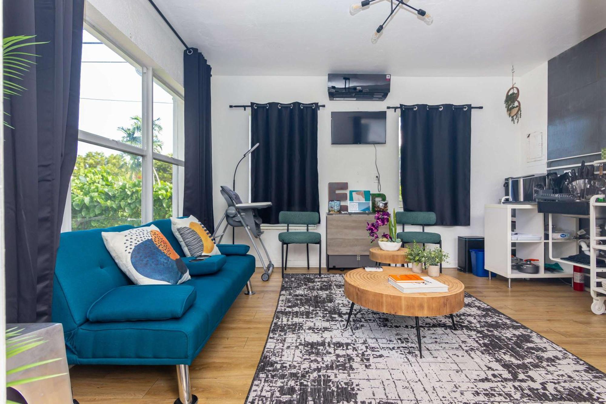 Serene Cottage Retreat, Ideal For Couples & Solo Miami Eksteriør bilde