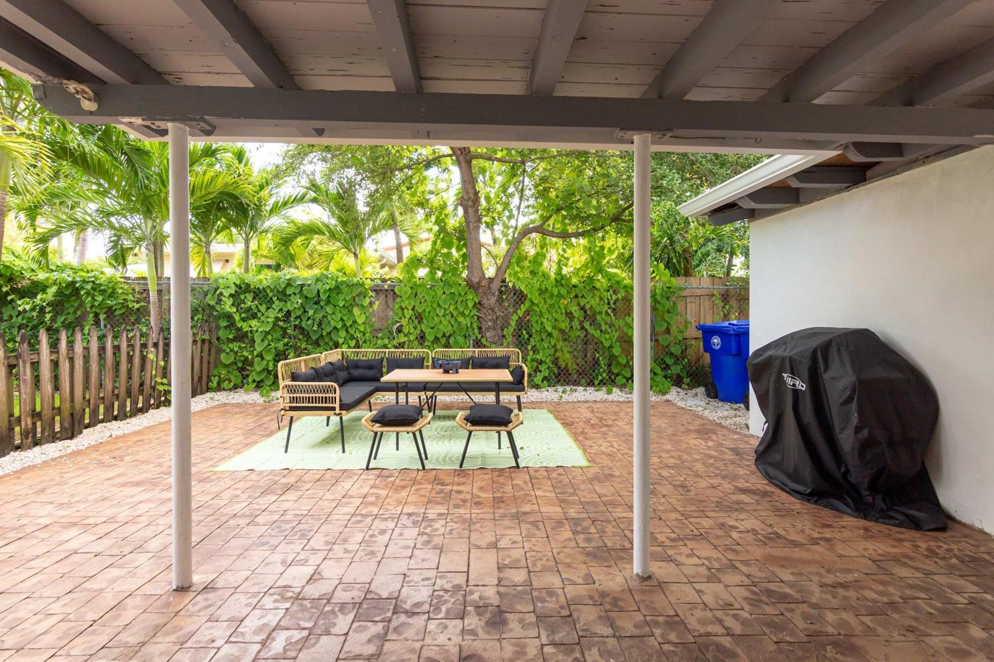 Serene Cottage Retreat, Ideal For Couples & Solo Miami Eksteriør bilde